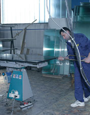 Polyurethane sealing glass