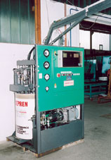 Automatic machine for heat sealing polyurethane glass